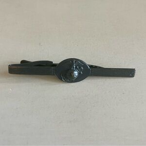 USMC tie clip. vintage, excellent condition